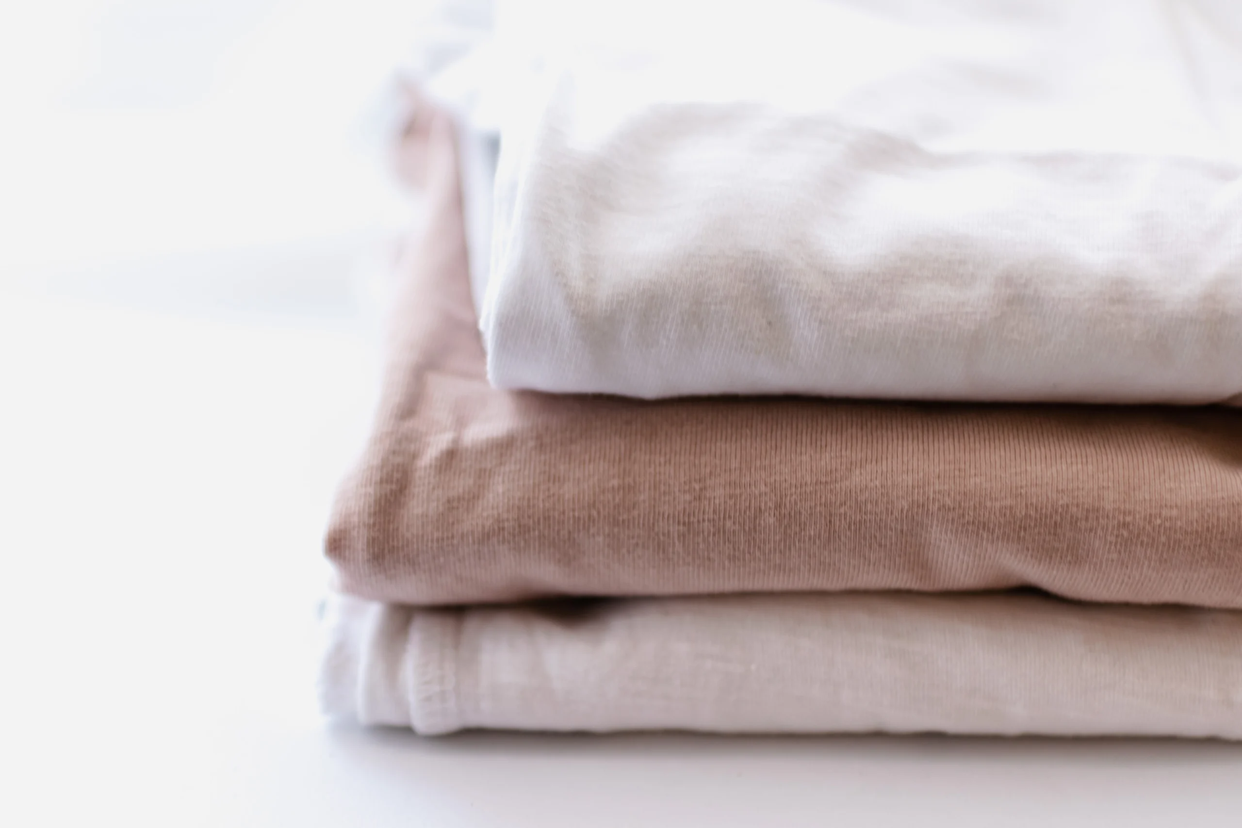 Clean Clothes Boost: Laundry, Mood, Confidence, and Well-being